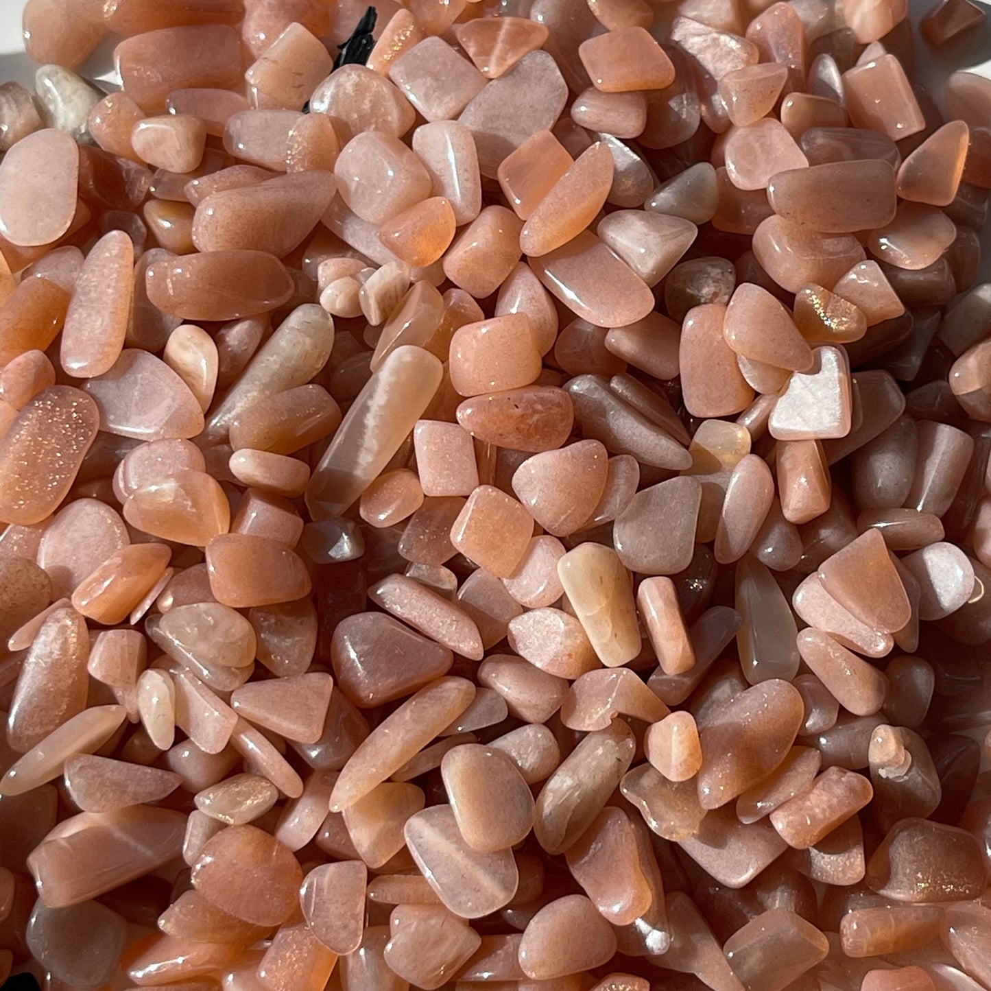 Peach Moonstone with Sunstone Flash Chips 100g