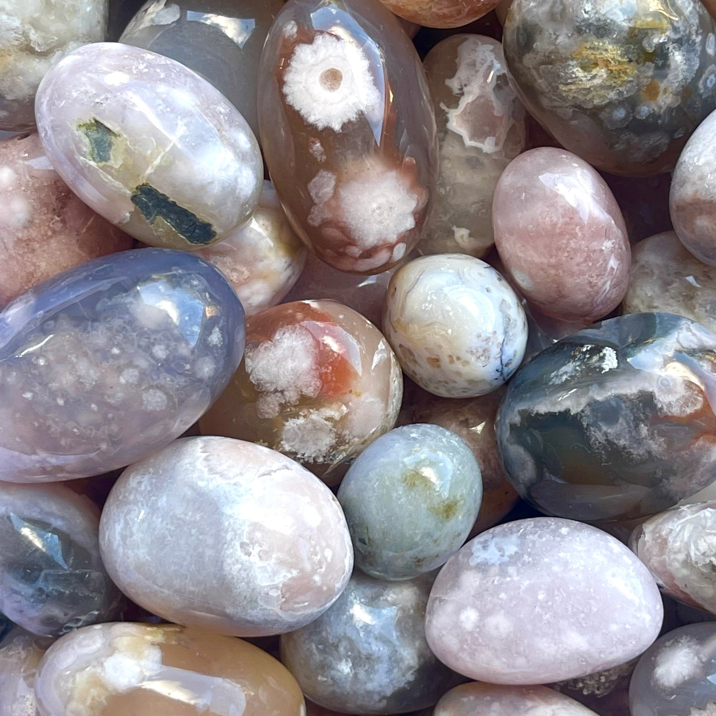 Black Flower Agate Tumble