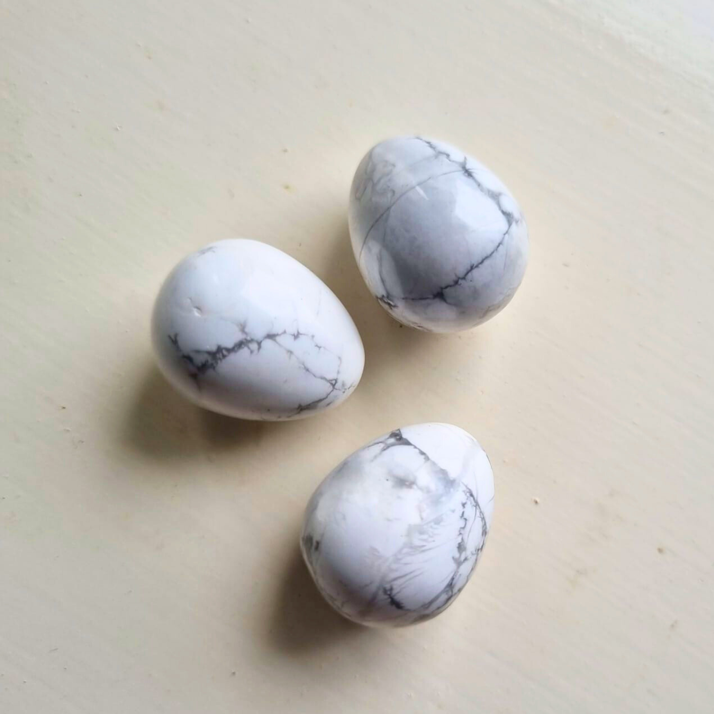 Howlite Eggs 🥚